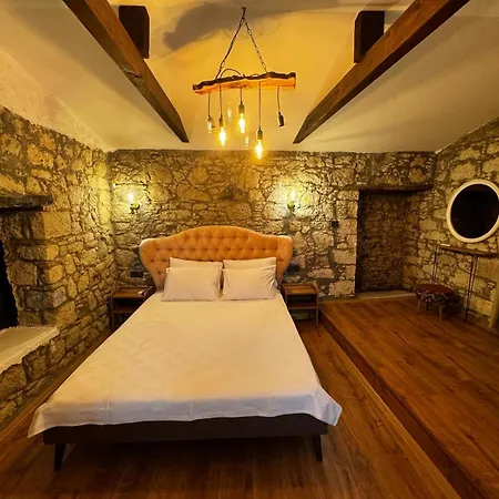 Baba Evi Alaçatı Hotel