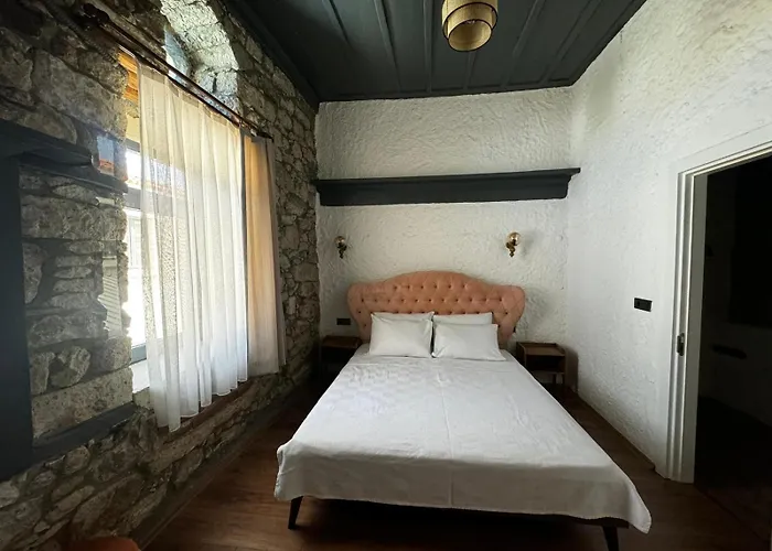 Baba Evi Alaçatı *