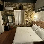 Baba Evi *