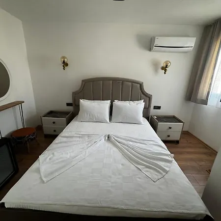 Baba Evi Alaçatı *